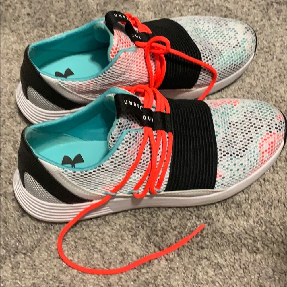 Worn twice! Perfect condition.